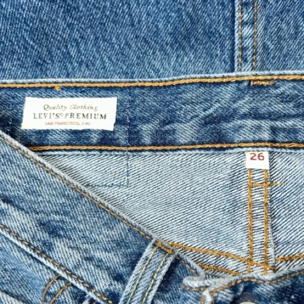 LEVI’S WOMEN DECONSTRUCTED MIDI SKIRT  Blue Denim size 26 US Equivalent: Small - Picture 8 of 12